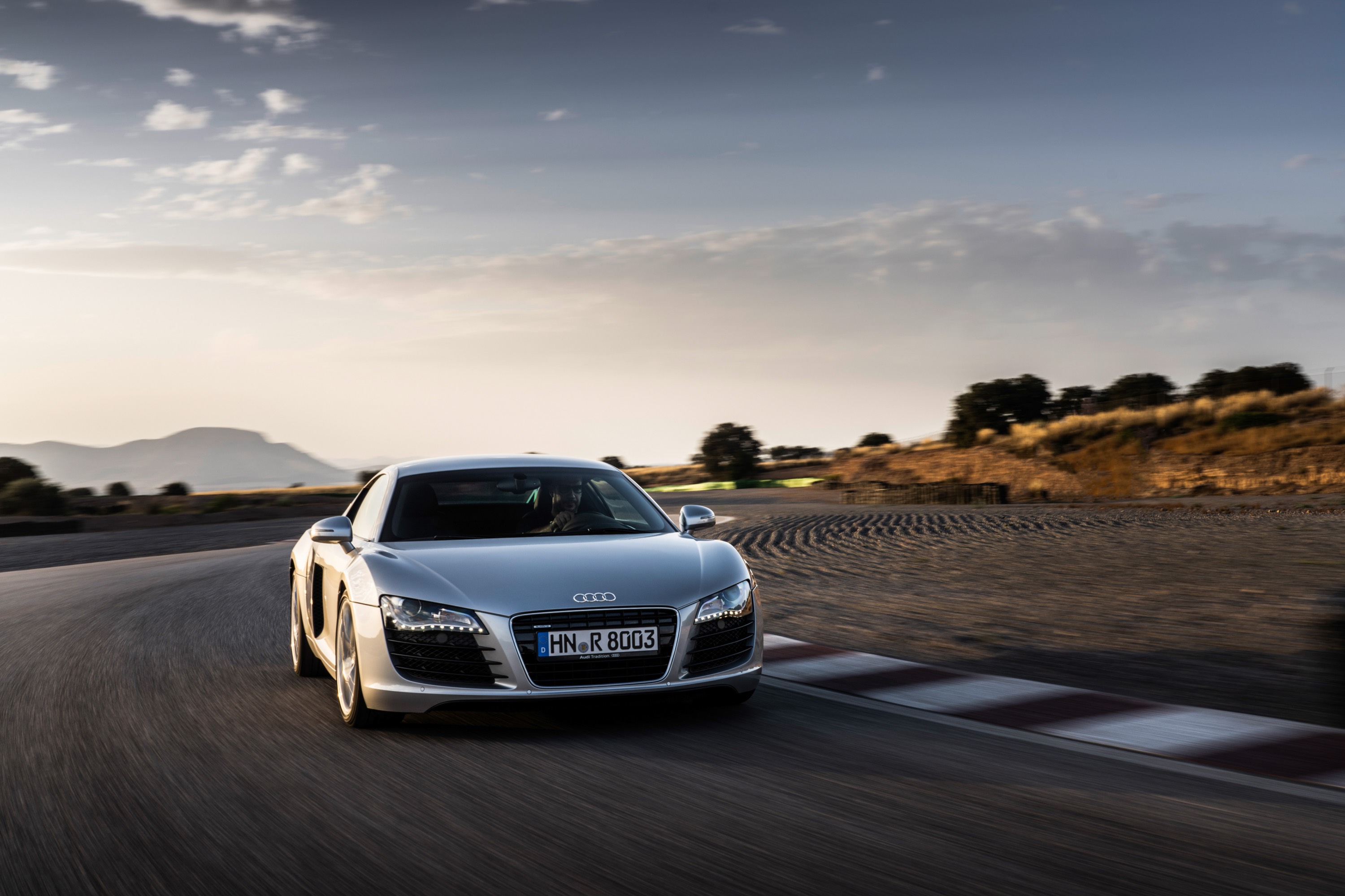 Audi R8 Coupe V10 GT RWD