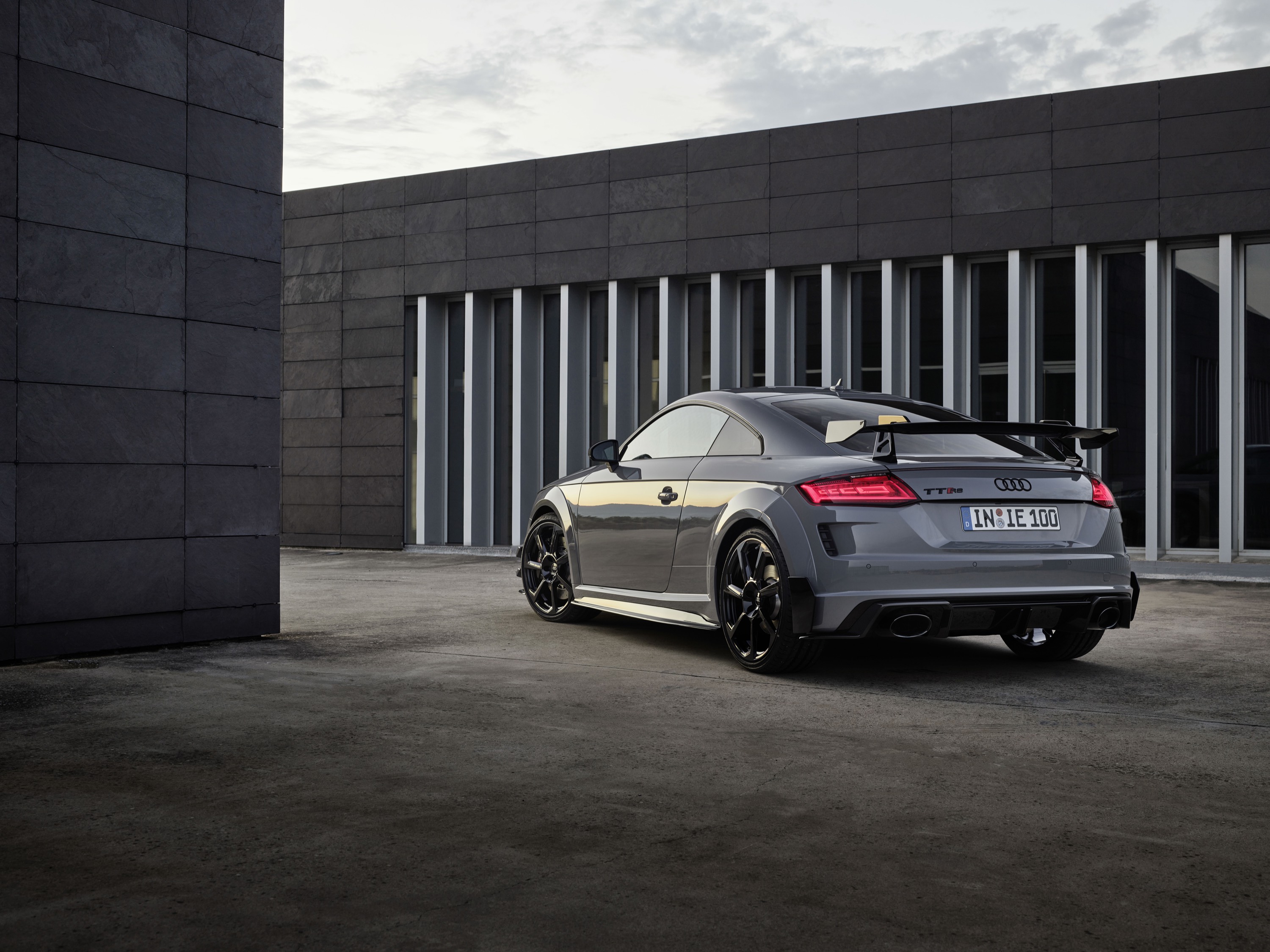 Audi TT RS Coupe Iconic Edition