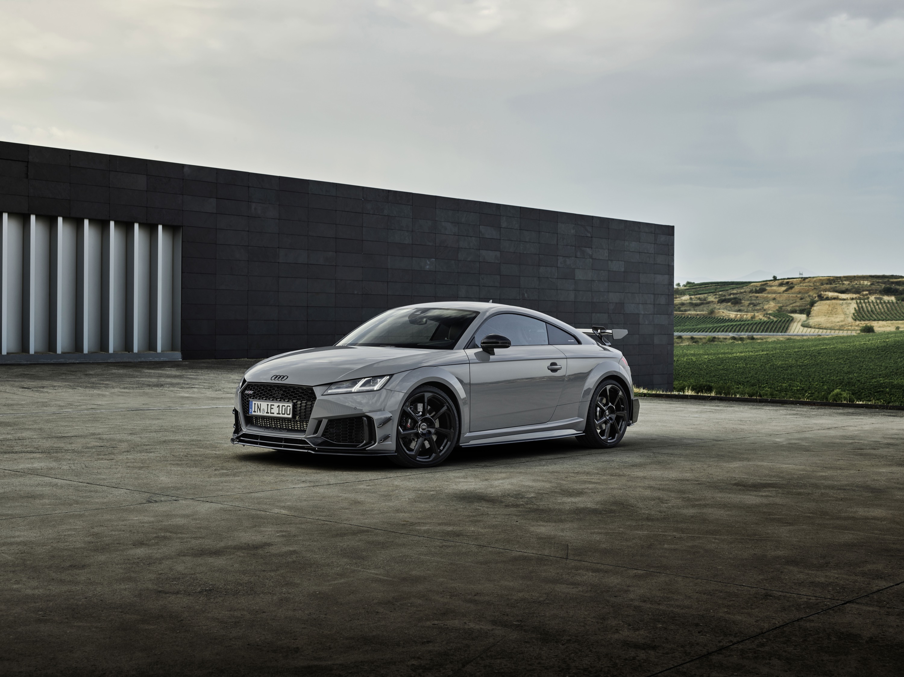 Audi TT RS Coupe Iconic Edition