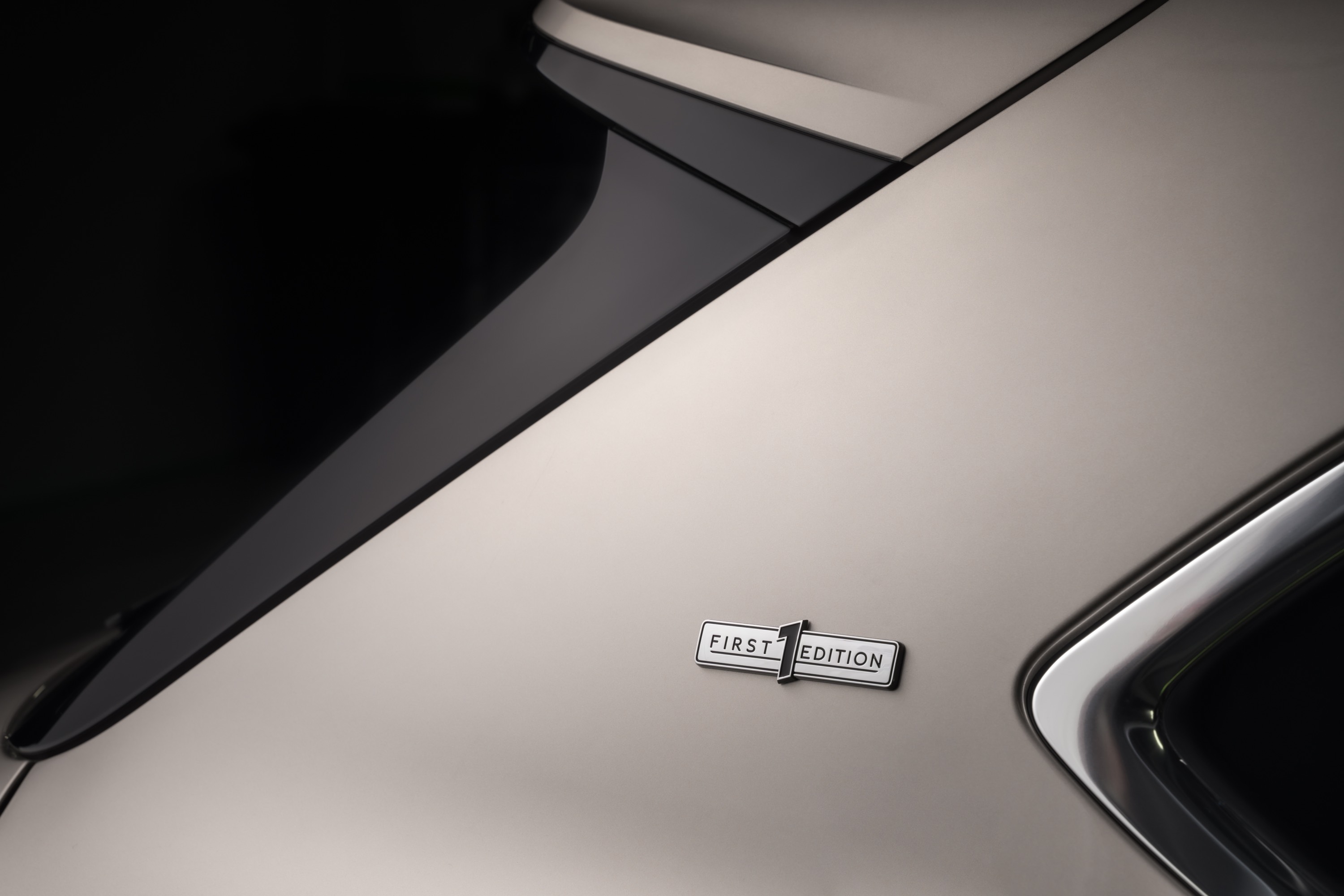 Bentley Bentayga EWB Azure First Edition