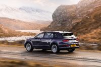 Bentley Bentayga Extended Wheelbase (2023)