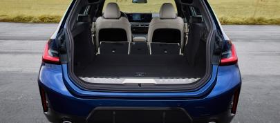 BMW 3-Series Touring (2023) - picture 28 of 37