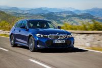 BMW 3-Series Touring (2023) - picture 3 of 37