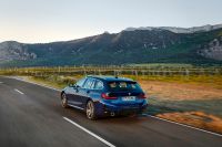 BMW 3-Series Touring (2023) - picture 11 of 37