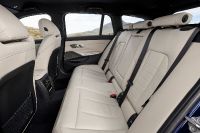 BMW 3-Series Touring (2023) - picture 37 of 37