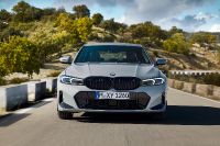 BMW 3-Series (2023) - picture 1 of 42