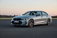 BMW 3-Series (2023) - picture 21 of 42