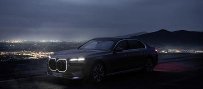 BMW 7-Series (2023) - picture 28 of 99