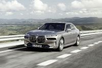 BMW 7-Series (2023) - picture 8 of 99