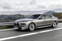BMW 7-Series (2023) - picture 10 of 99