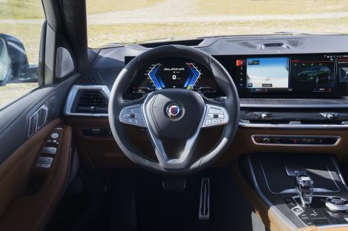 BMW ALPINA XB7 (2023) - picture 16 of 17