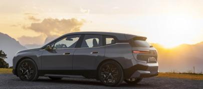 BMW iX M60 (2023) - picture 23 of 63