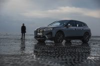 BMW iX M60 (2023) - picture 14 of 63