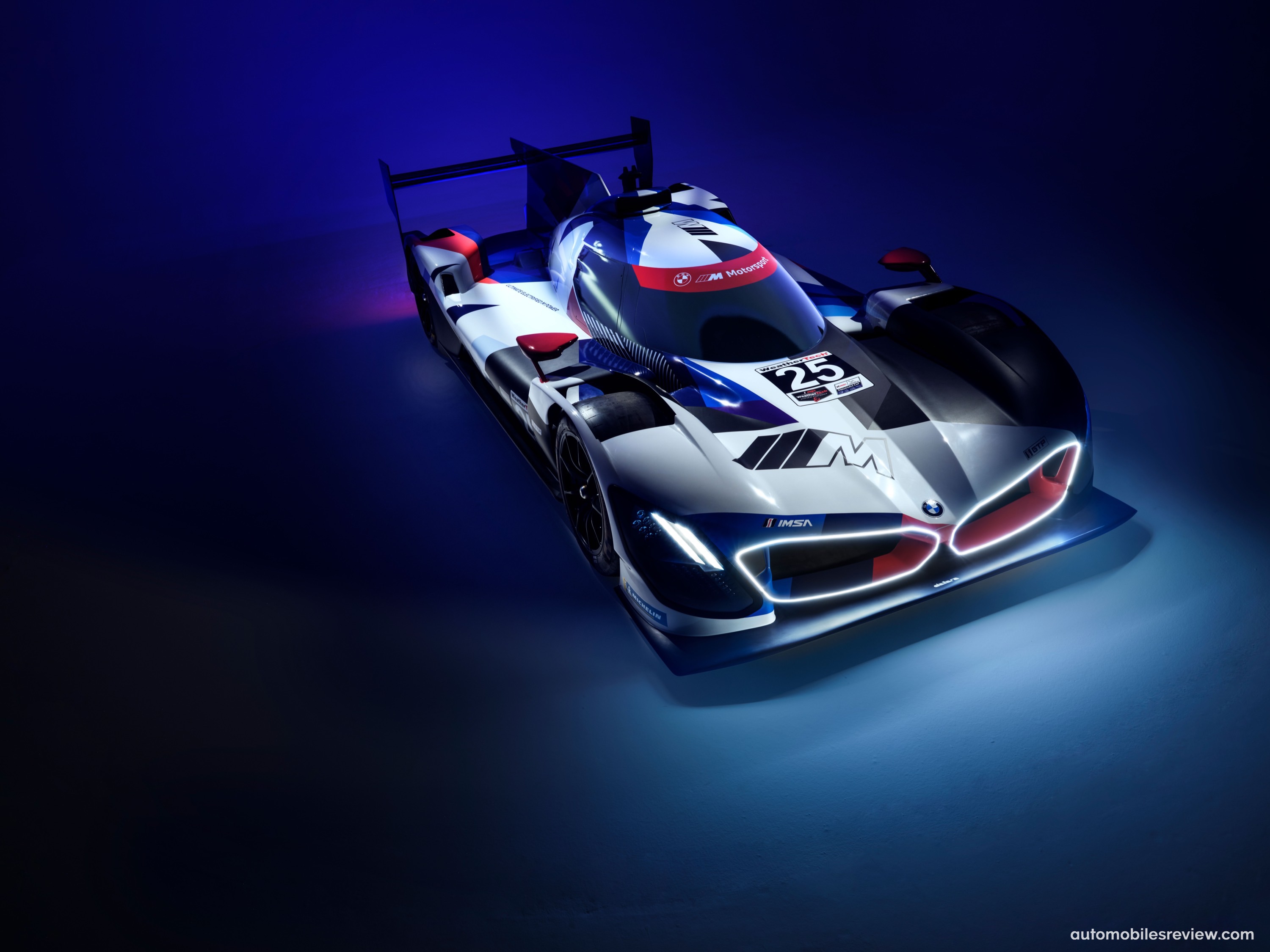 BMW M Hybrid V8 Racecar