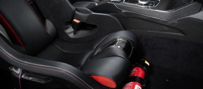 BMW M4 CSL (2023) - picture 36 of 99