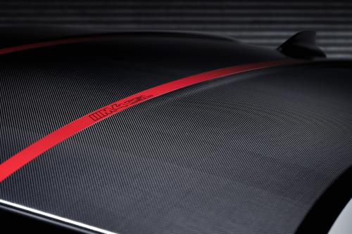 BMW M4 CSL (2023) - picture 17 of 99