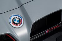 BMW M4 CSL (2023) - picture 19 of 99