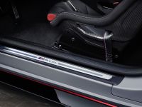 BMW M4 CSL (2023) - picture 26 of 99