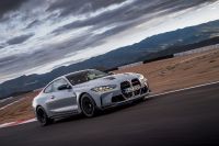 BMW M4 CSL (2023)