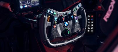 BMW M4 GT4 (2023) - picture 15 of 17