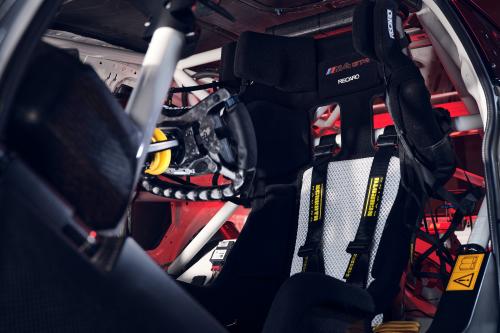 BMW M4 GT4 (2023) - picture 16 of 17