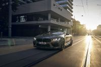 BMW M8 Competition Convertible (2023) - picture 3 of 28