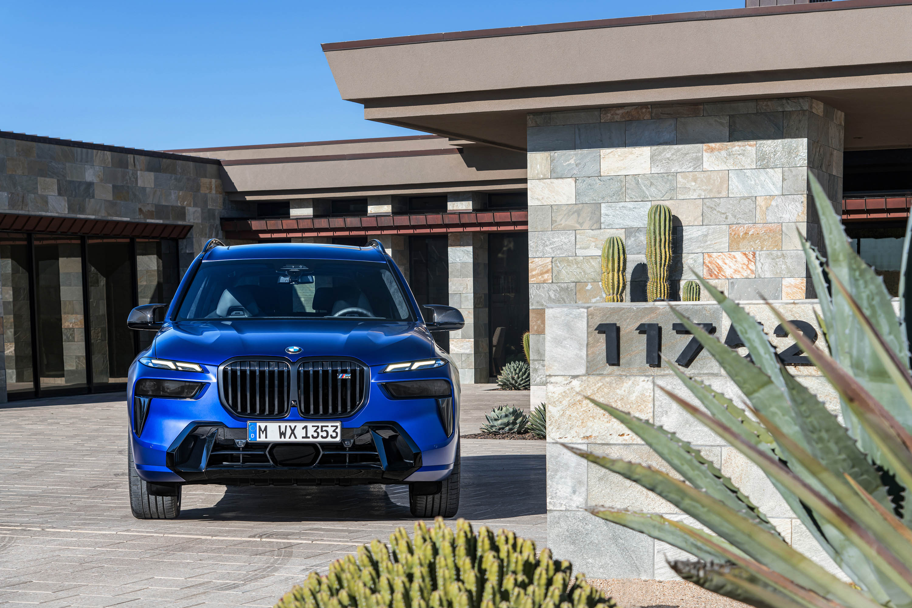 BMW X7 M60i