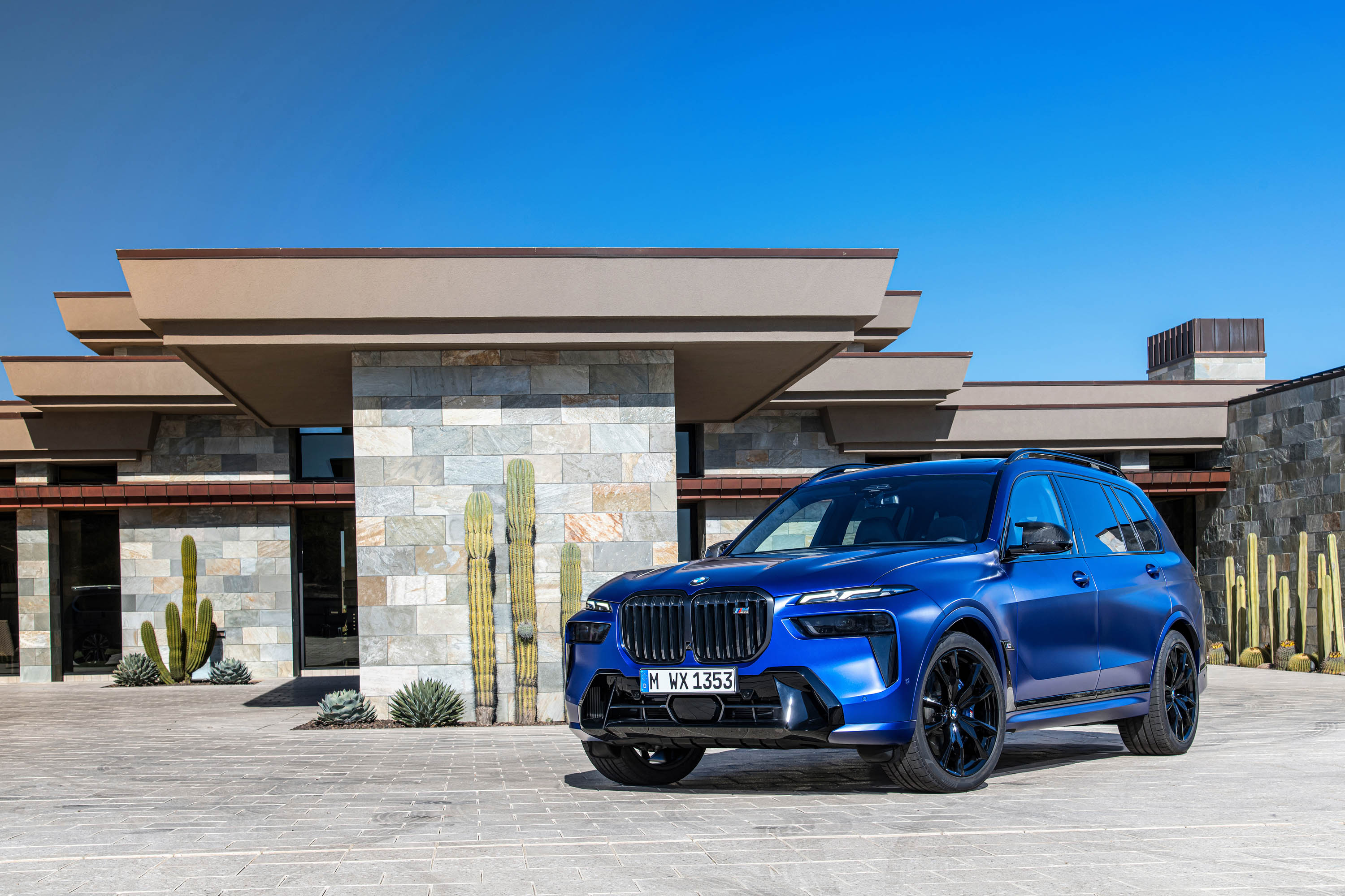 BMW X7 M60i