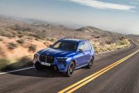 BMW X7 M60i (2023) - picture 10 of 57
