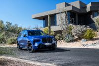 BMW X7 M60i (2023) - picture 35 of 57