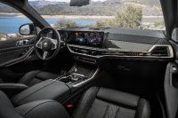 BMW X7 M60i (2023) - picture 51 of 57