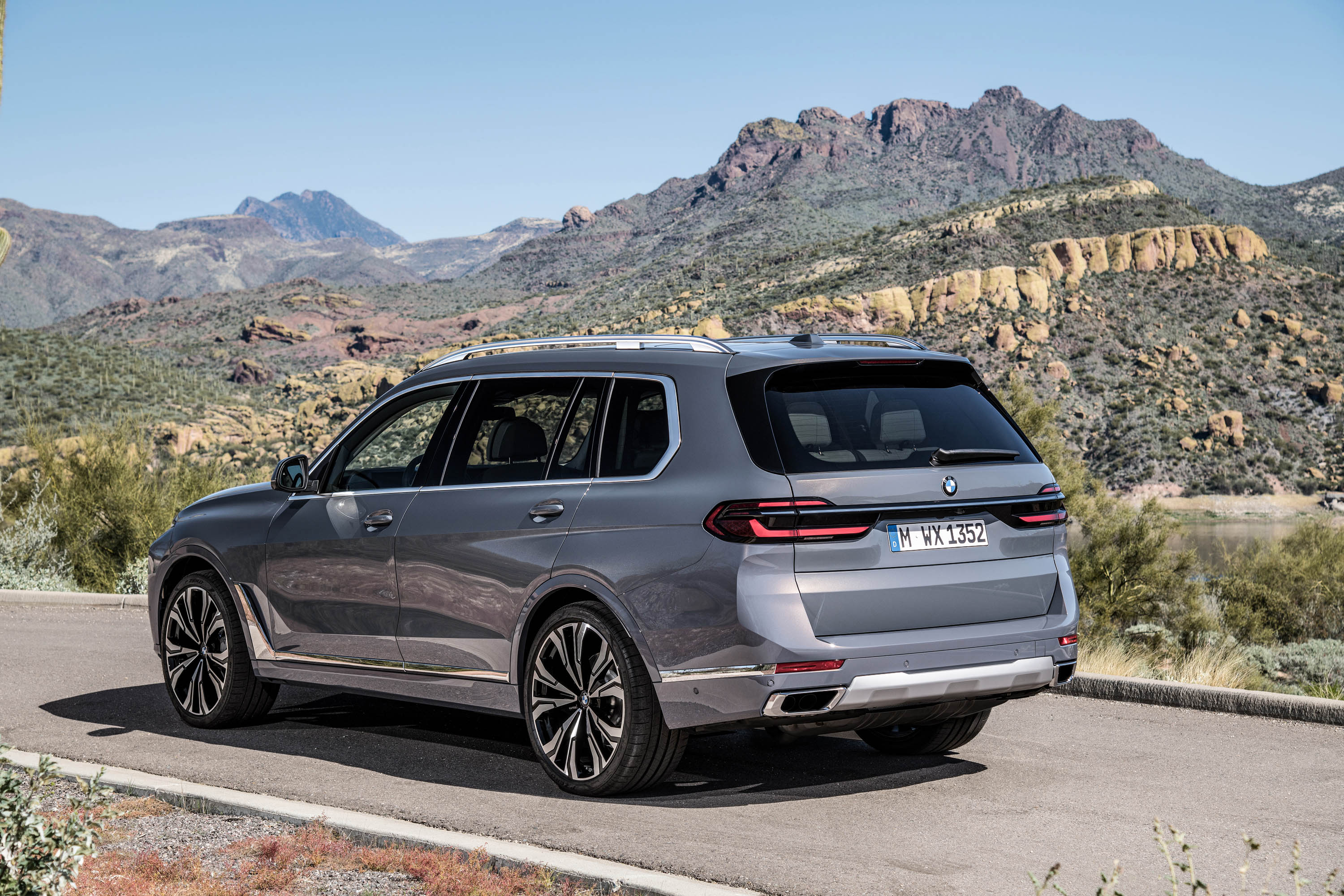 BMW X7