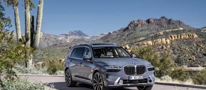 BMW X7 (2023) - picture 31 of 90