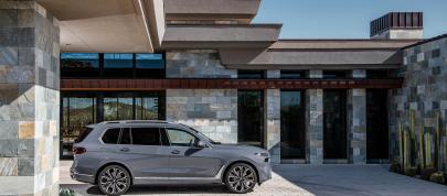 BMW X7 (2023) - picture 47 of 90