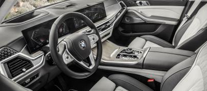 BMW X7 (2023) - picture 84 of 90