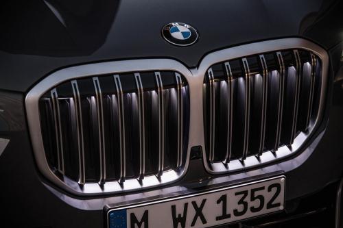 BMW X7 (2023) - picture 65 of 90
