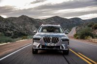 BMW X7 (2023) - picture 7 of 90