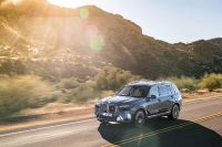 BMW X7 (2023) - picture 11 of 90