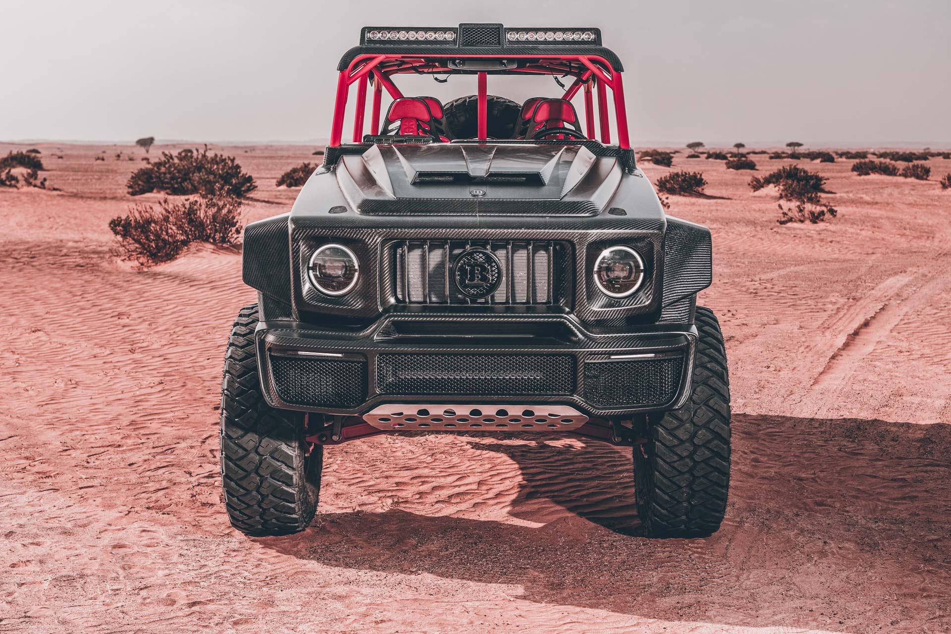 BRABUS 900 CRAWLER