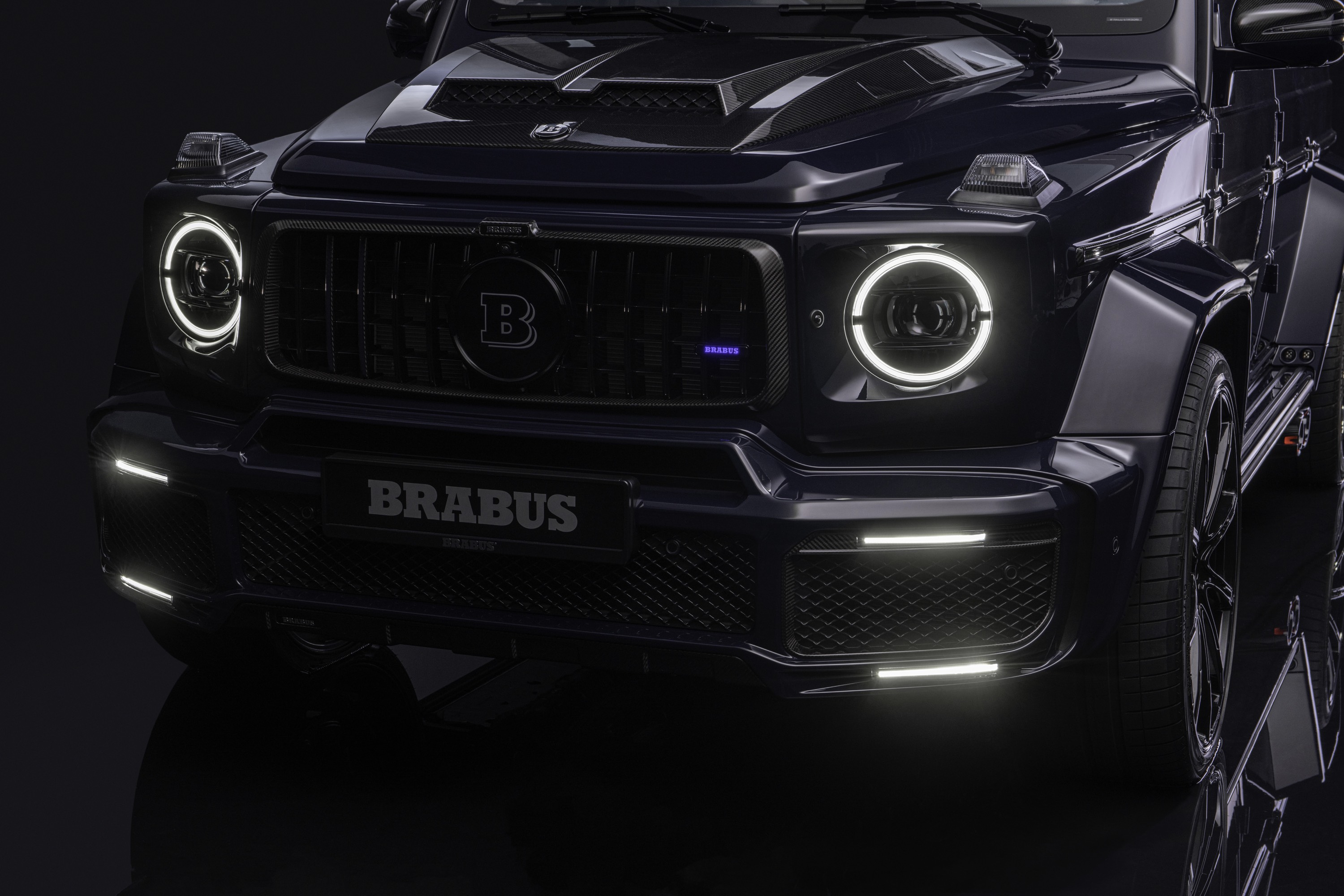 BRABUS 900 DEEP BLUE Mercedes-AMG G63