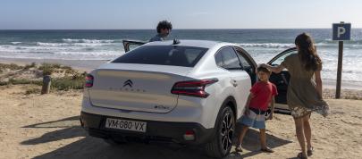 Citroen e-C4 X (2023) - picture 36 of 63