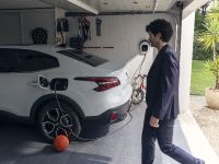 Citroen e-C4 X (2023) - picture 29 of 63