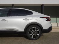 Citroen e-C4 X (2023) - picture 34 of 63