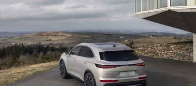 DS 7 (2023) - picture 4 of 6