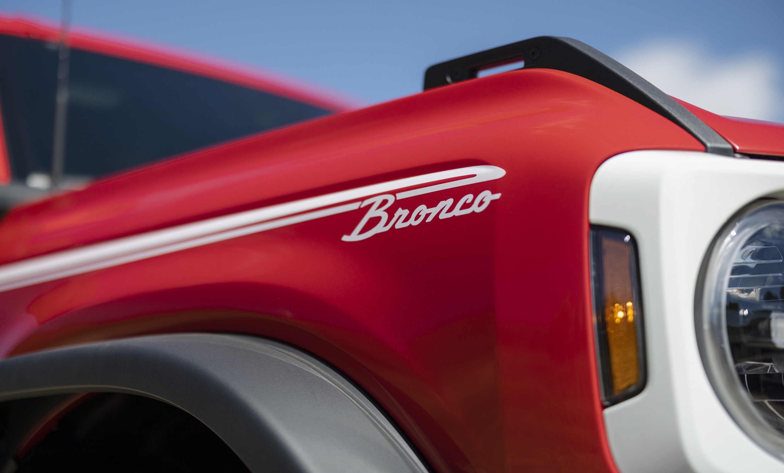 Ford Bronco Heritage Edition