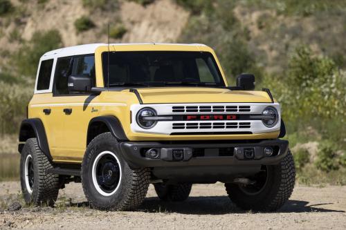 Ford Bronco Heritage Edition (2023) - picture 9 of 32
