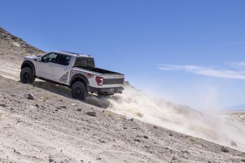 Ford F-150 Raptor R (2023) - picture 24 of 32