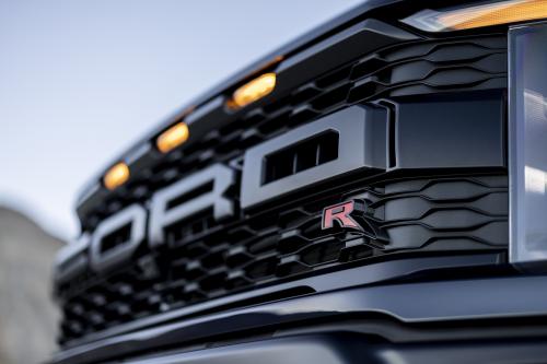 Ford F-150 Raptor R (2023) - picture 25 of 32