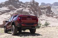 GMC Canyon (2023) - picture 21 of 66