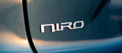 Kia Niro (2023) - picture 31 of 54